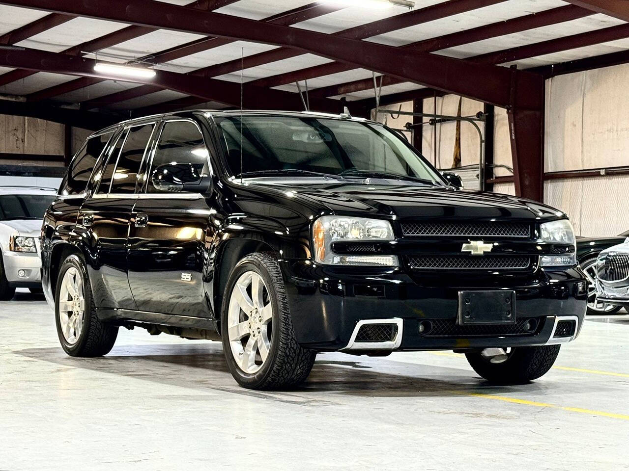 2008 Chevrolet TrailBlazer for sale at Carnival Car Company in Victoria, TX