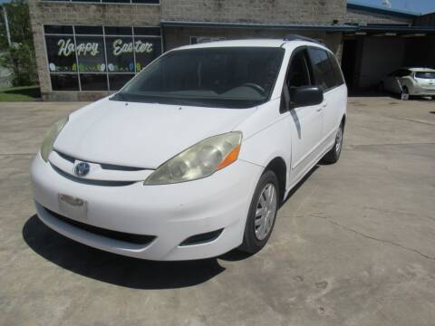 2006 Toyota Sienna for sale at Lone Star Auto Center in Spring TX