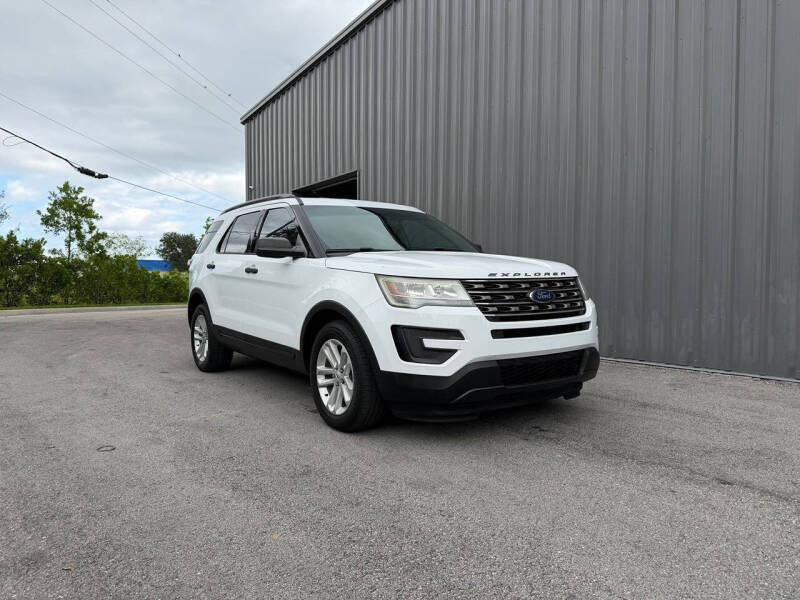 2016 Ford Explorer