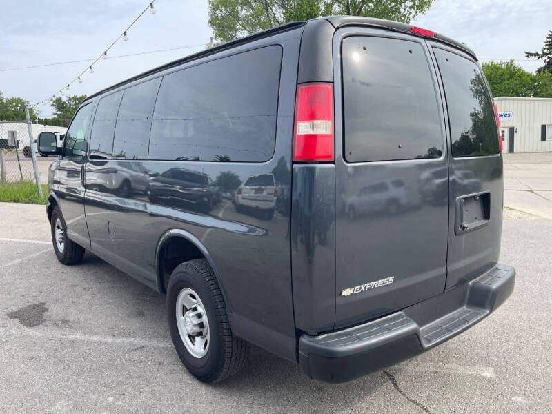 2015 Chevrolet Express LS 2500