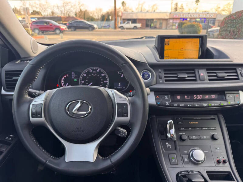 2011 Lexus CT 200h