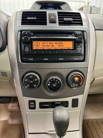 2012 Toyota Corolla LE