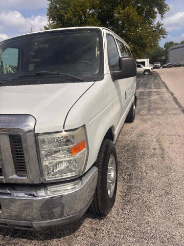 2010 Ford E-Series E-350 SD XLT