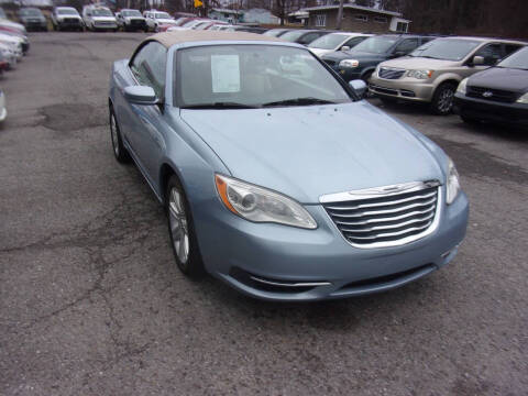 2013 Chrysler 200 Touring