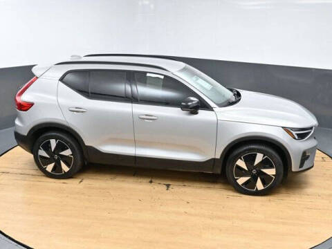 2025 Volvo EX40 Twin Core