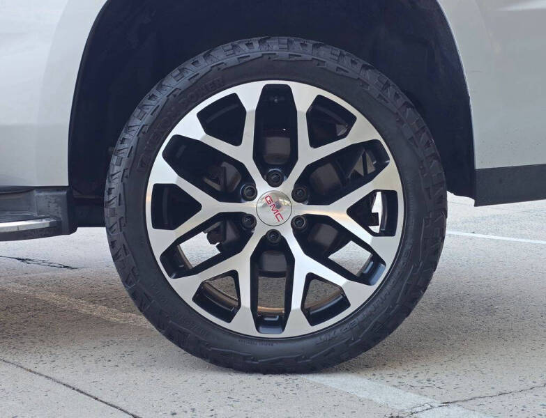 2017 GMC Yukon SLE