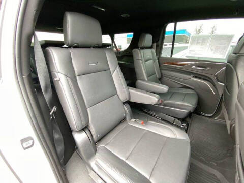 2023 Cadillac Escalade ESV Luxury