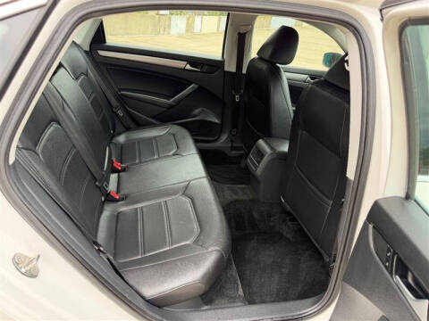 2015 Volkswagen Passat