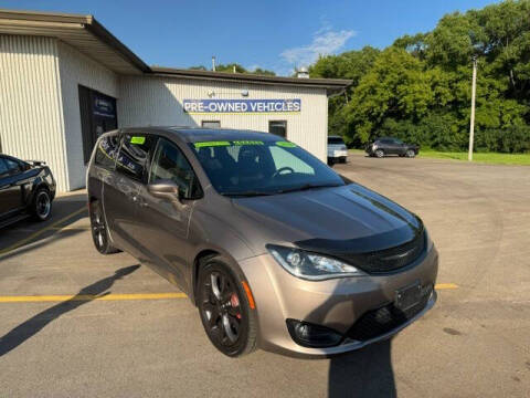 2018 Chrysler Pacifica Touring Plus