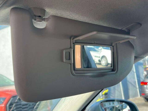 2023 Volvo XC40 B5 Core