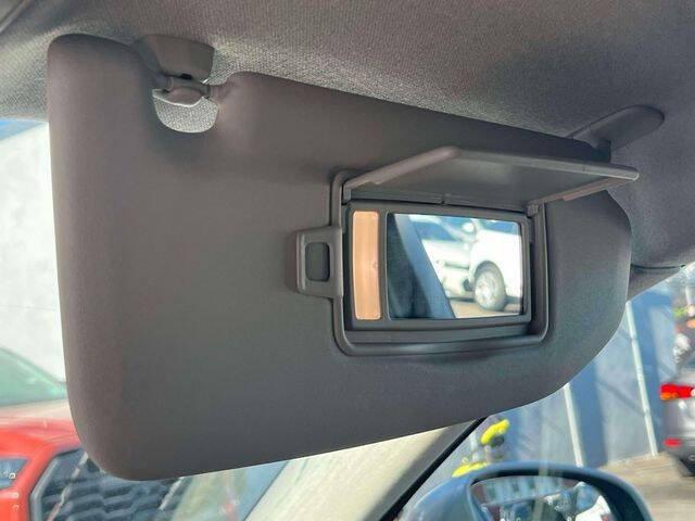 2023 Volvo XC40 B5 Core