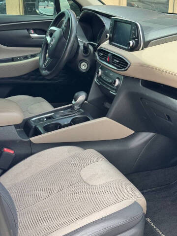 2019 Hyundai Santa Fe SE 2.4L