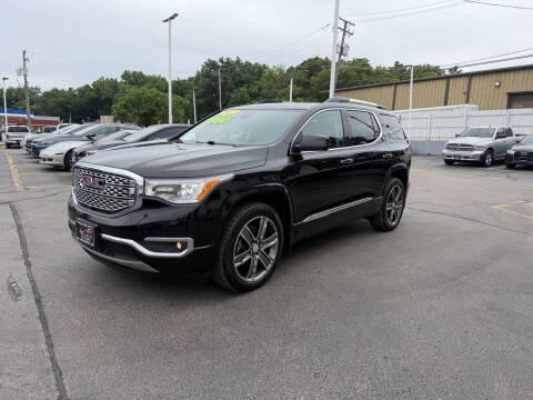 2017 GMC Acadia Denali