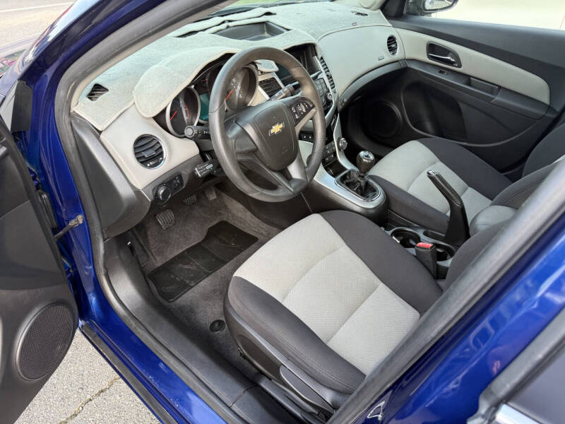 2012 Chevrolet Cruze LS