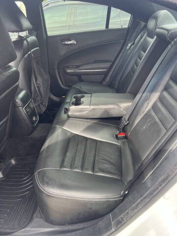 2014 Dodge Charger SE