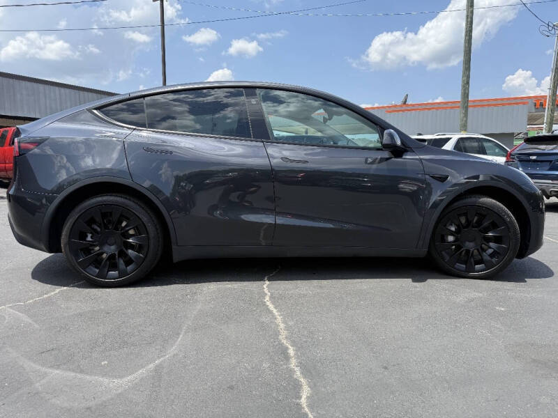 2024 Tesla Model Y Long Range