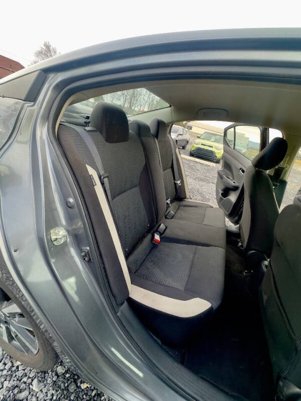 2021 Nissan Versa SV