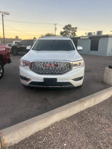 2017 GMC Acadia Denali