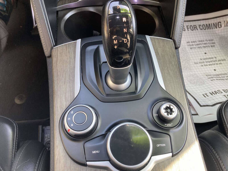 2018 Alfa Romeo Stelvio Ti Sport