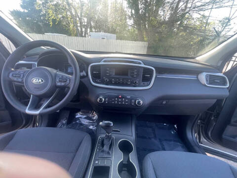 2017 Kia Sorento L