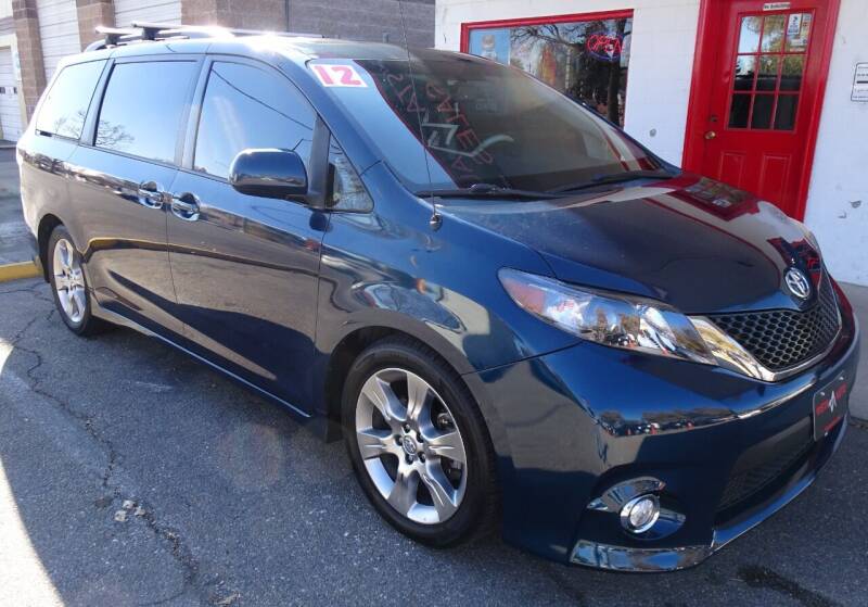 2012 Toyota Sienna for sale at VISTA AUTO SALES in Longmont CO