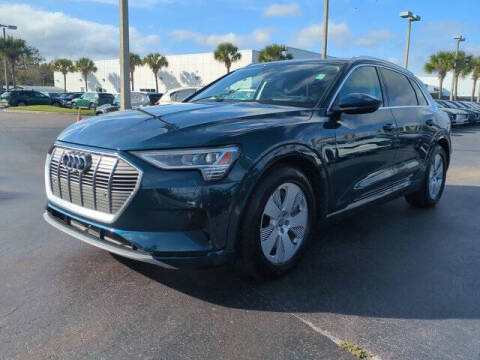 2019 Audi e-tron quattro Prestige