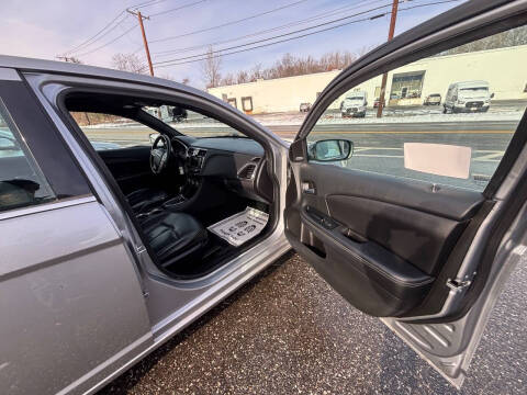 2014 Chrysler 200 Limited