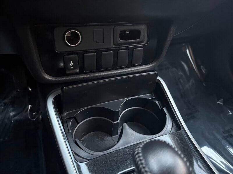 2019 Mitsubishi Outlander SE