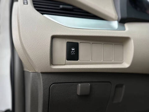 2015 Toyota Sienna L 7-Passenger