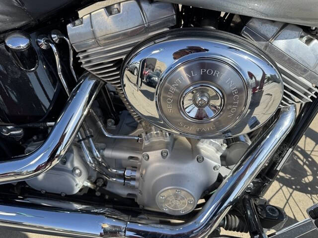 2005 Harley-Davidson FXSTI SOFT