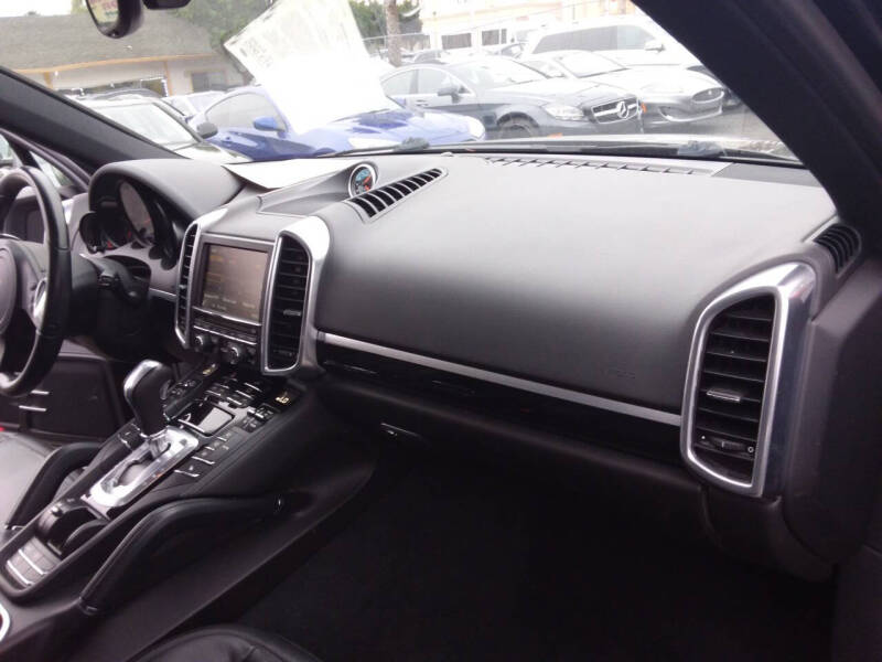 2014 Porsche Cayenne