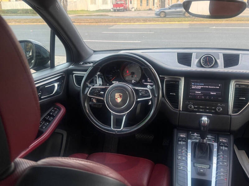 2017 Porsche Macan S