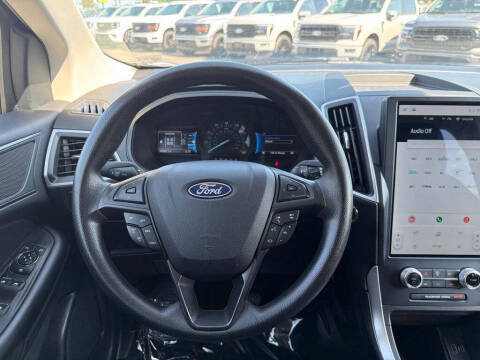 2023 Ford Edge SE