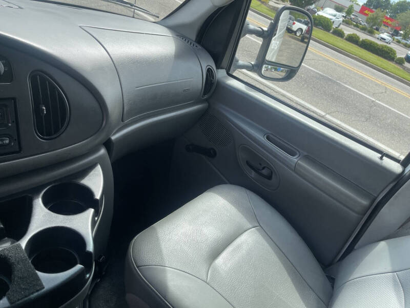 2007 Ford E-Series E-250