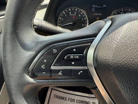 2022 Infiniti Q50 Luxe