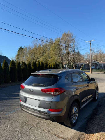 2017 Hyundai Tucson SE