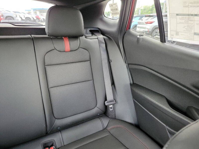 2025 Chevrolet Trax RS