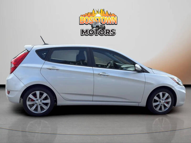 2013 Hyundai Accent SE