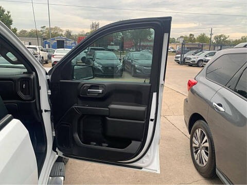 2023 Chevrolet Silverado 1500 Custom