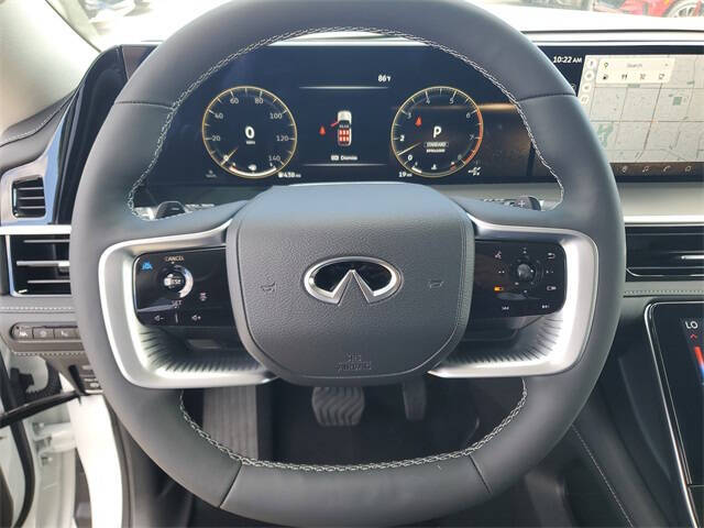 2026 Infiniti QX80 Luxe