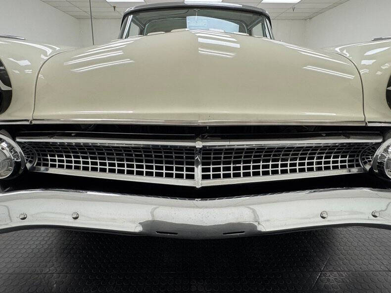 1955 Ford Fairlane