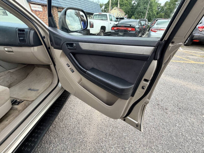 2004 Toyota 4Runner SR5