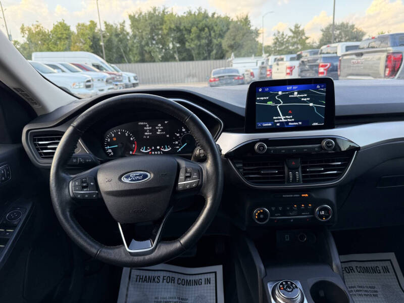 2020 Ford Escape SEL