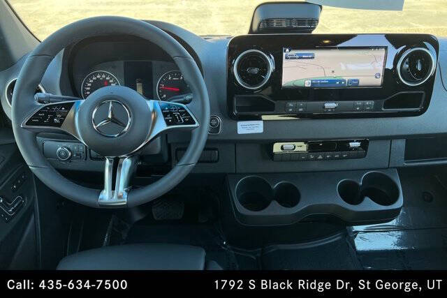 2025 Mercedes-Benz Sprinter
