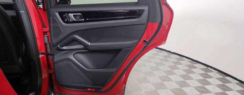 2021 Porsche Cayenne E-Hybrid