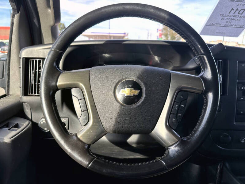 2018 Chevrolet Express 2500