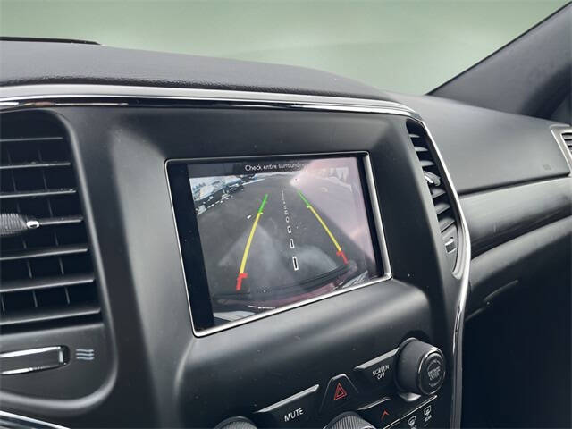 2020 Jeep Grand Cherokee Laredo E