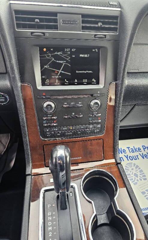 2017 Lincoln Navigator Select