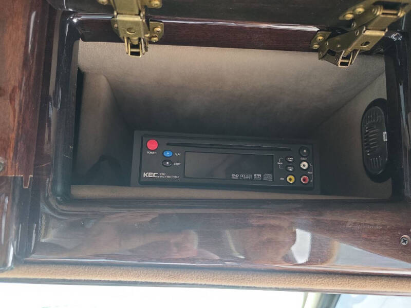 2003 Ford E-Series E-250 SD