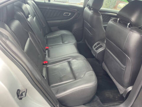 2016 Ford Taurus Limited